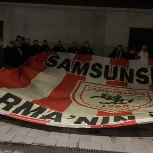 Samsunspor sevgisi sınırları aştı
Samsunspor taraftarları İzlanda'da