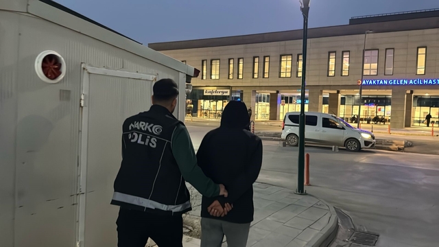 Adıyaman 340 gram sentetik uyuşturucu ele geçirildi