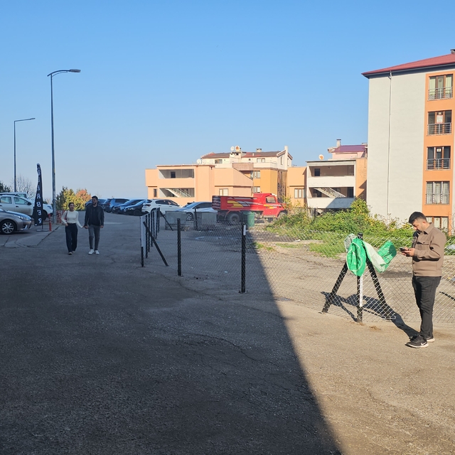 Kamulaştırma bedeli ödenmeyince arsa sahipleri yolu trafiğe kapattı