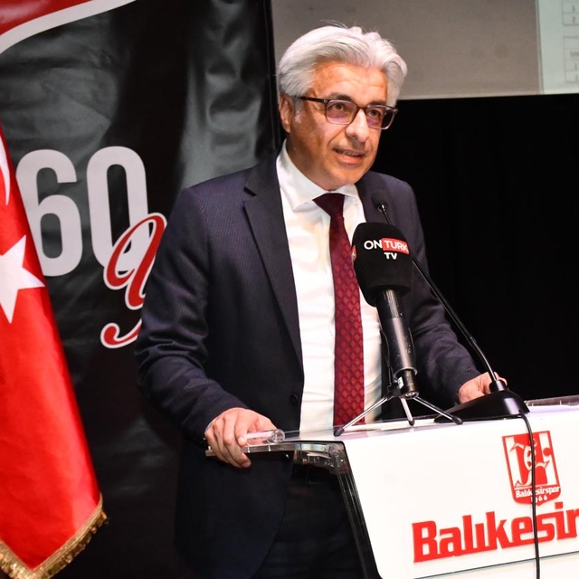 Balıkesirspor'da Başkan Altınöz korkuttu