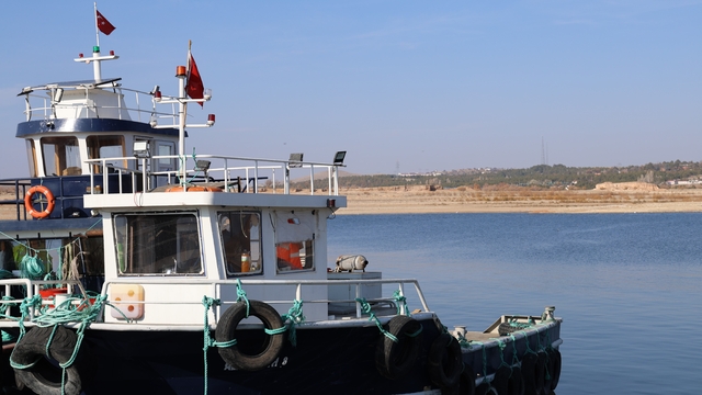 Bozkırda Türk somonu üretim başarısı
Hirfanlı Barajı'nda yetişen somonlar Rusya, Almanya ve Çin'e ihraç ediliyor