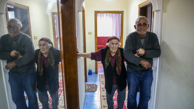 Kastamonu'da 114 yaşındaki Fatime nine oğluyla hayata tutunuyor