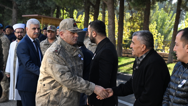 Kahramanmaraş'ta trafik kazasında vefat eden uzman çavuş ve eşinin cenazeleri Kayseri'ye uğurlandı