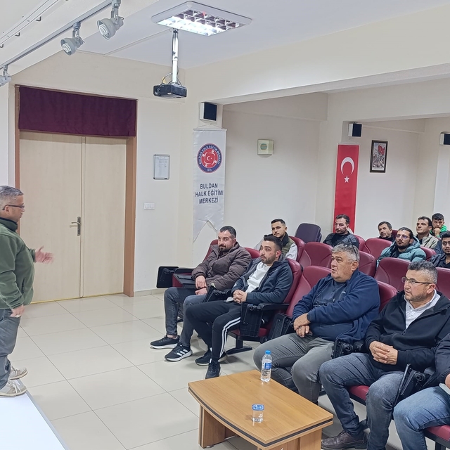 Buldanlı avcılar sertifika sahibi oldu