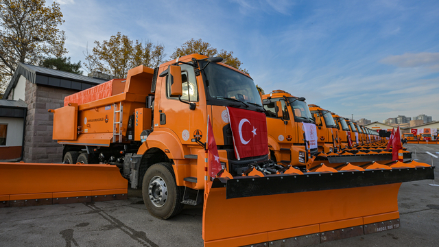 Bakan Uraloğlu, "Karayolları Genel Müdürlüğü Araç Teslim Töreni"nde konuştu: