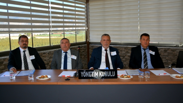 Söke TARİŞ Pamuk Kooperatifi mali genel kurul toplantısı yapıldı
Başkan Özer: "Söke'de artış gösteren buğday için ayrı bir pencere açtı"