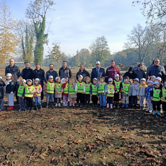 4-6 yaş Kur'an kursu öğrencileri fidan dikti