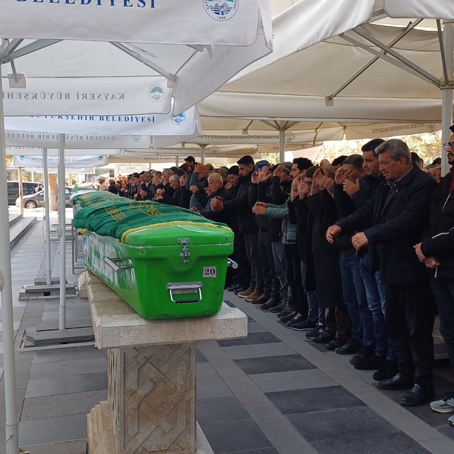 Miras meselesi yüzünden öldürülen kaynana toprağa verildi