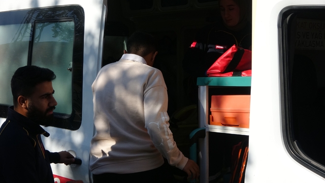 Bıçaklı şahıs sokakta karşılaştığı 2 çocuğu yaraladı