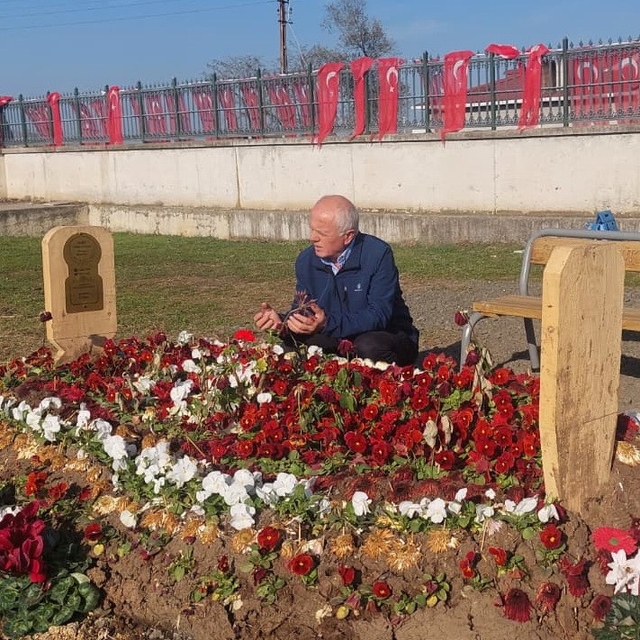 Şehit ağabeyinden uçak kazası şehidine dua