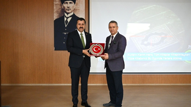 Suşehri'nde "3T 1B" konulu konferans düzenlendi