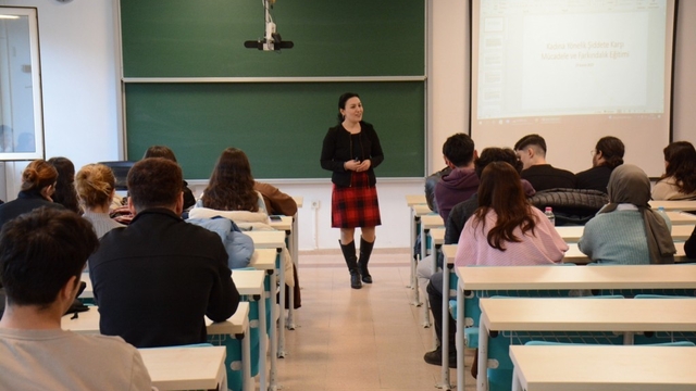 'Kadına Yönelik Şiddete Karşı Mücadele ve Farkındalık Eğitimi' düzenlendi