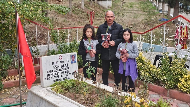 Şehit Esin Akay adını taşıyan okulda anıldı