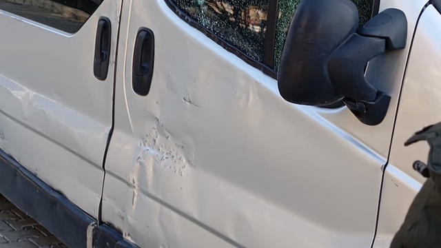 Mardin'de park halindeki araca silahlı saldırı