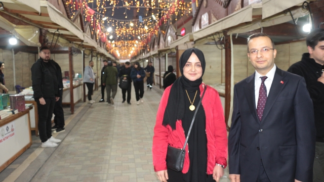 Cumhurbaşkanı Başdanışmanı Gülşen Orhan: "Cizre büyük kültür günleri yaşıyor"
"Bu tür etkinlikler şehre, insanlara, kültüre ve medeniyete değer katıyor"