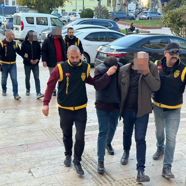 Sahte nakliye şirketi çökertildi: 4 şüpheli tutuklandı