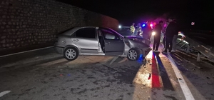 Yola çıkan yaban hayvanı kazaya neden oldu: 4 yaralı