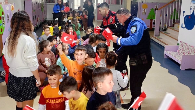 Öğrenciler polisliği tanıdı, güvenlik kurallarını öğrendi