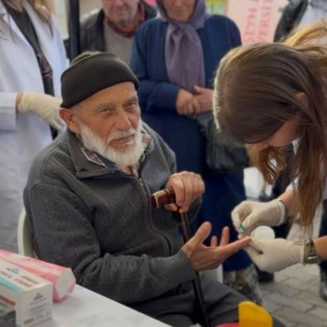 BŞEÜ'den Pelitözü halkına diyabet etkinliği