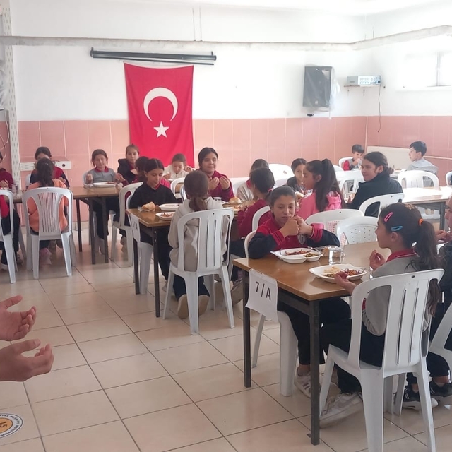Taşımalı eğitimde öğrencilere hijyenik ve sağlıklı yemek hizmeti