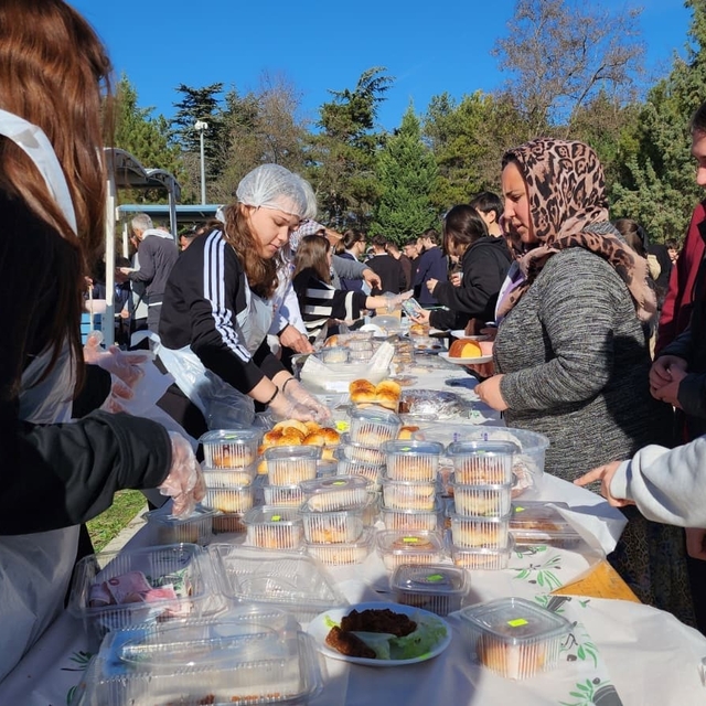 Kütahya Kılıçarslan Anadolu Lisesi'nden Gazze'ye destek