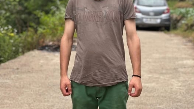 Rize'de yolun karşısına geçerken otomobilin çarptığı yaya öldü