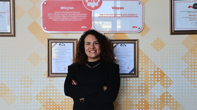 Uzmanından korkutan su krizi uyarısı: "5-10 sene içerisinde su sıkıntısı çekmeye başlayacağız"
Adana Alparslan Türkeş Bilim ve Teknoloji Üniversitesi Sürdürülebilir Kampüs Koordinatörü Doç. Dr. Tuğçe Demirdelen:
En iyi ihtimalle Adana'da 5-10 sene içerisinde su sıkıntısı çekmeye başlayacağız"
"Bu 'Su Ayak İzi Belgesi'ni belediyeler almalı, yağmur suyu ve atık suları geri dönüştürerek ana şebeke suyumuzu kullanmayı azaltmalıyız"