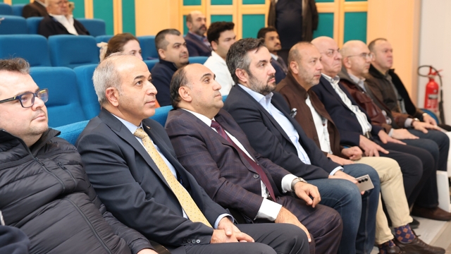 Sanayiciyi geleceğe hazırlayan ekonomi ve strateji buluşması Denizli OSB'de gerçekleşti