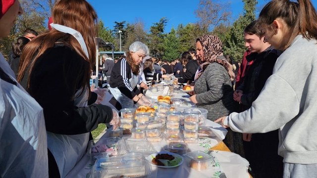 Kütahya Kılıçarslan Anadolu Lisesi'nden Gazze'ye destek
