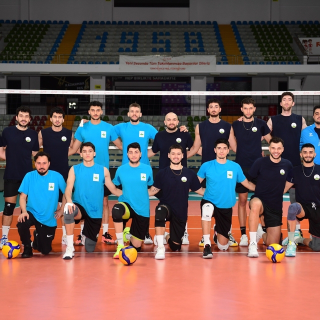 Osmangazi Belediyespor galibiyet için kenetlendi
Osmangazi Belediyespor'da...