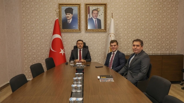 Simav TDİOSB yatırım durumu ve 2026 bütçesi değerlendirildi
Yatırım bütçesinin 664 milyon 180 bin TL olarak belirlendiği açıklandı