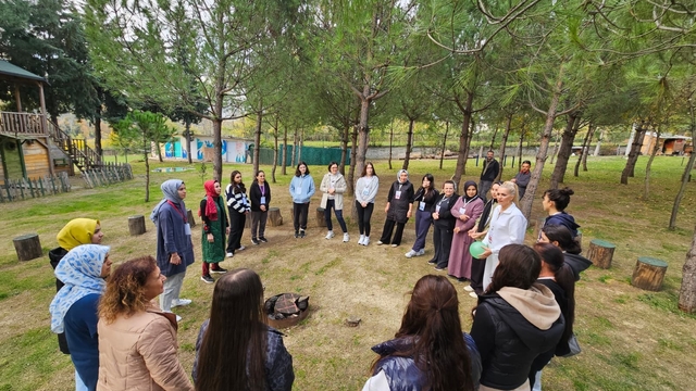 Genç AR-GE Anne-Kız Keşif Kampı