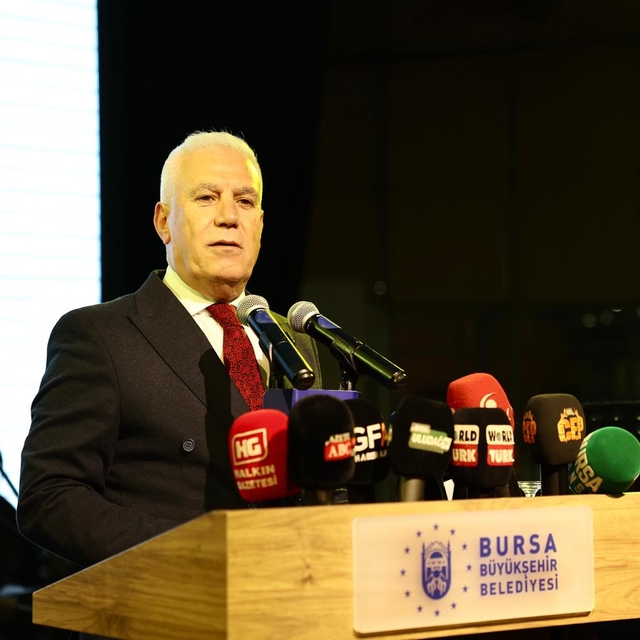 Bursa'da Edebiyat şöleni başladı