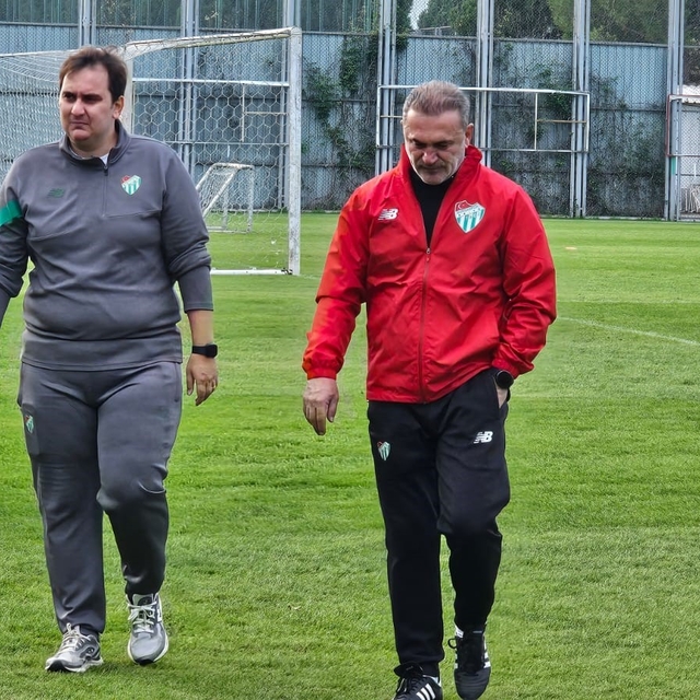 Tahsin Tam: "Çok daha güçlü bir futbol ortaya koyacağız"