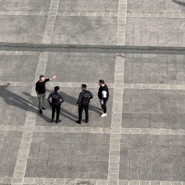 Meydandaki yumruklu kavgayı polis büyümeden önledi