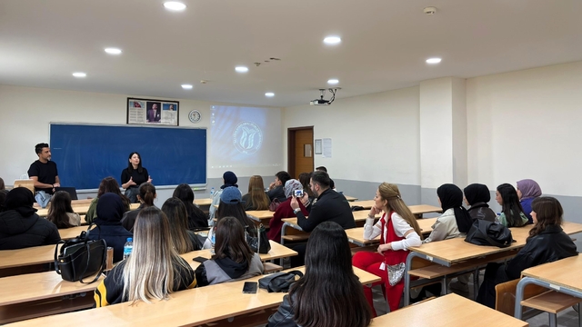 Reklamcılıkta analitik düşünmenin önemi SUBÜ'de konuşuldu