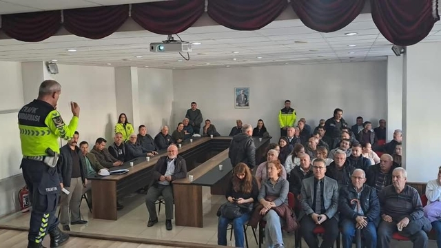 Yatağan'da servis sürücülerine eğitim