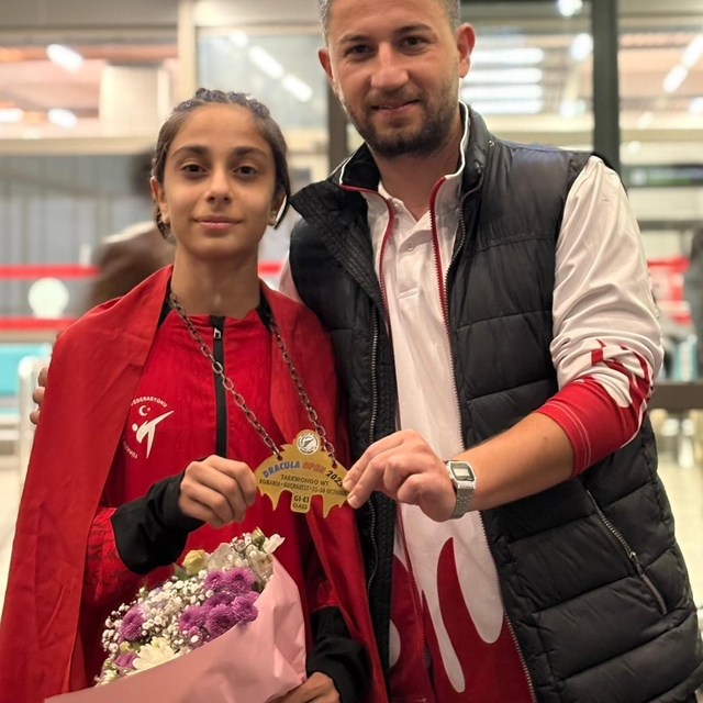 Şahinbey Belediyespor'un Altın Kızı Bükreş'te tarih yazdı