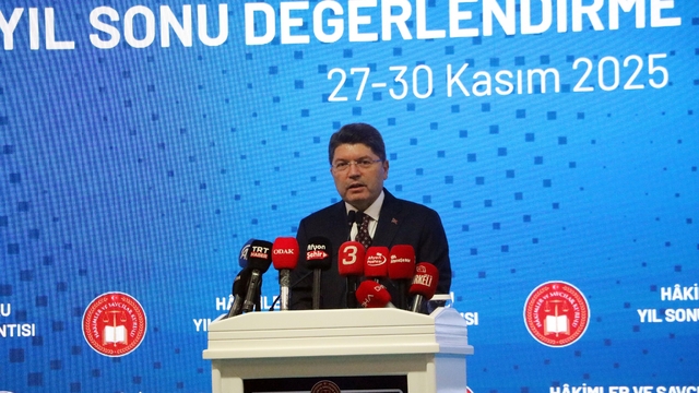 Bakan Tunç: Bugünkü sistemi karalamaya çalışanlar, geçmişteki uygulamaya baksın