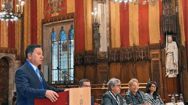 Başkan Aras'tan Barselona'da Akdeniz için önemli açıklamalar