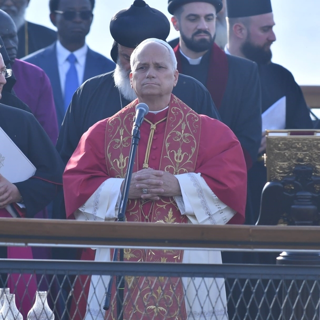 Papa'dan İznik'e tarihi ziyaret ve tarihi ayin...
İznik'te tarihi bazilikad...