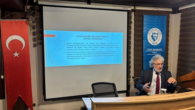 '21. Yüzyılda Türk Dünyası Vizyonu ve Ortak Alfabe' hakkında konuşuldu