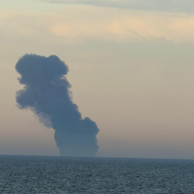 Kandıra açıklarında gemi yangını: Çok sayıda ekip sevk edildi