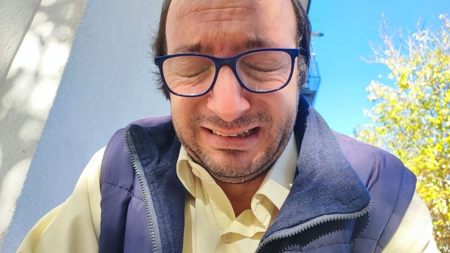 26 yıllık öğretmenin hayatını forex kaldıraç sistemi bitirdi: "Her şeyimi kaybettim
Adana'da 3 çocuk babası öğretmen Yalçın Keklik: "Ben her şeyimi kumarda kaybettim, Forex bir kumardır kimse oynamasın" diyerek gözyaşlarına boğuldu