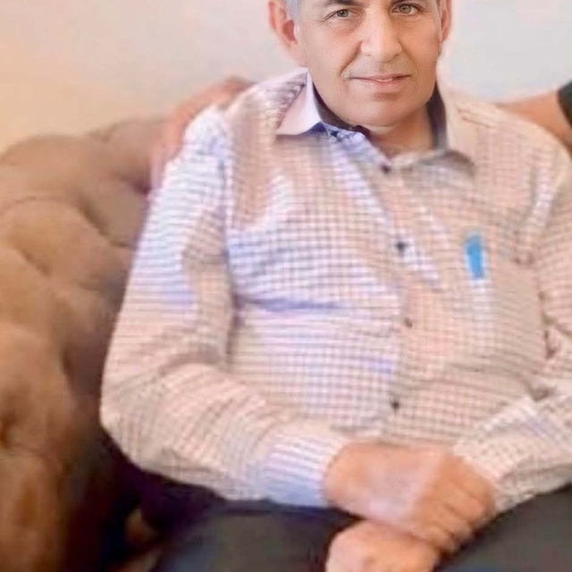 Otomobil ile kamyonet çarpıştı: 1 ölü, 2 yaralı