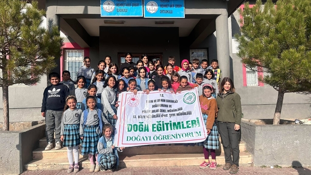 Iğdır'da öğrencilere bioçeşitlilik ve biyokaçakçılık eğitimi