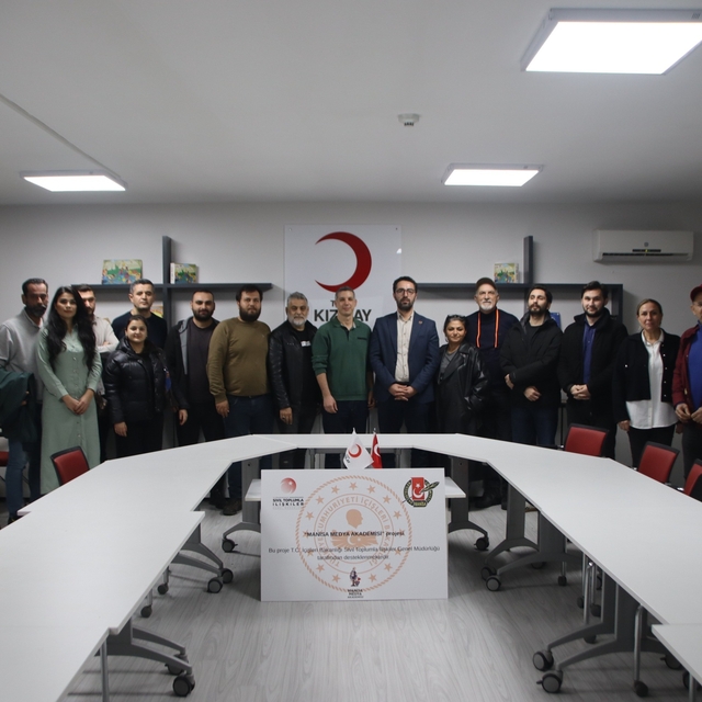 Manisa Medya Akademisinde ilk ders 'Yapay zeka haberciliği' oldu