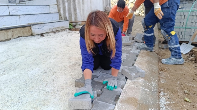 Başkan Tekin'den sahada örnek çalışma