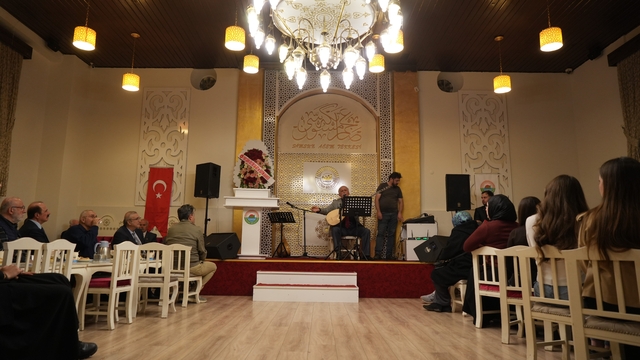 Aşık Ramazan Yavuz Arslan için vefa gecesi: Ömürde 70, sanatta 55. yıl