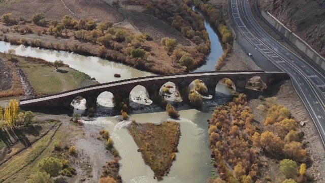 Erzurum'un en büyük mahallesi: Yağan Mahallesi ve Yağan Baba türbesi ilgi odağı oluyor